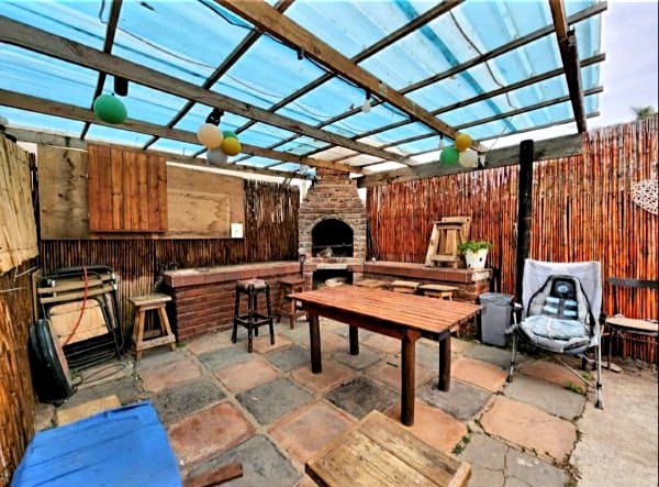 6 Bedroom Property for Sale in Highgate Eastern Cape